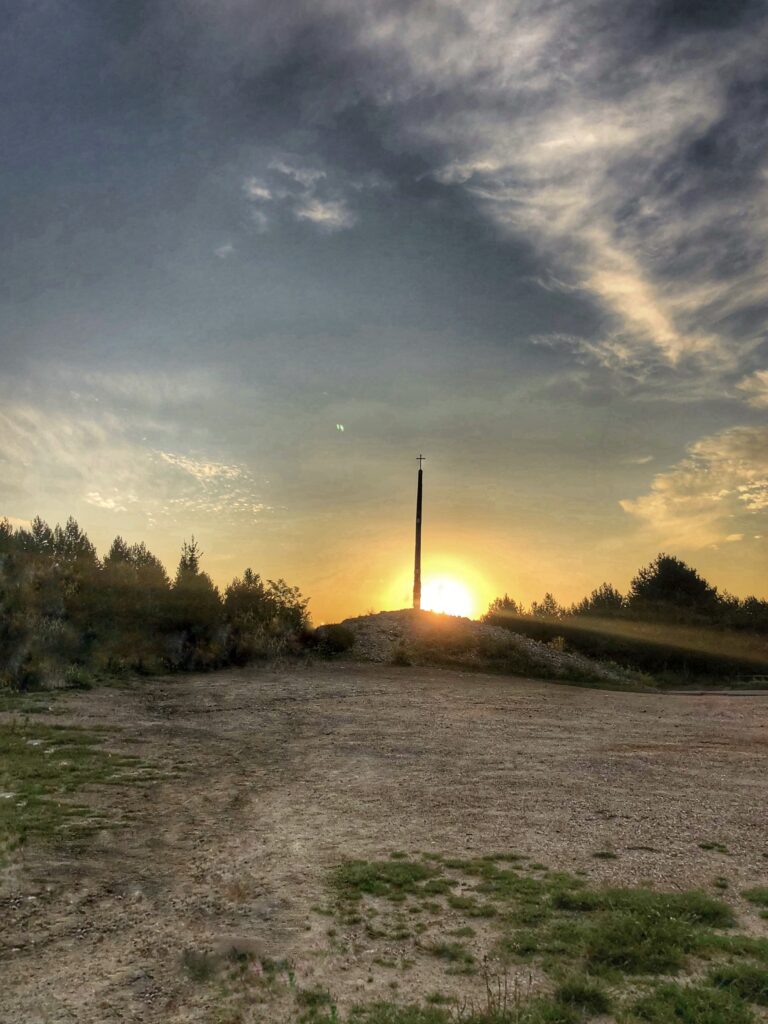 Leaving behind more than just a stone at Cruz de Ferro